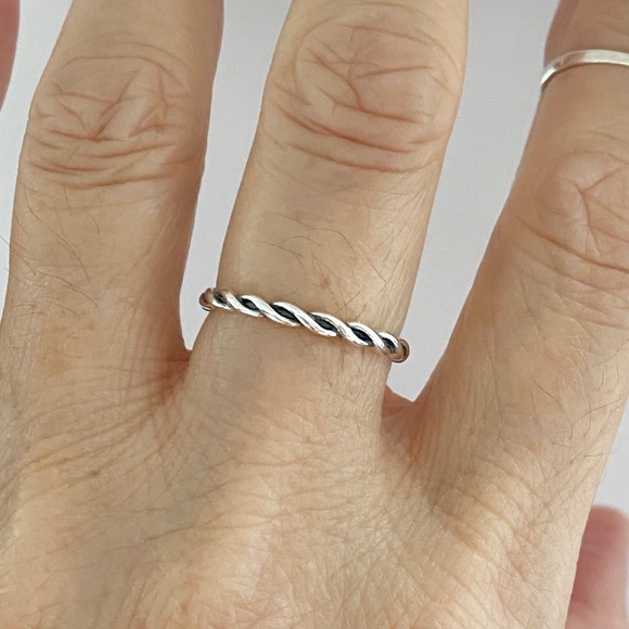 Sterling Silver Braided Band, Stackable Rings, Rope, Twist, Braid Ring, Wedding - Picture 10 of 12